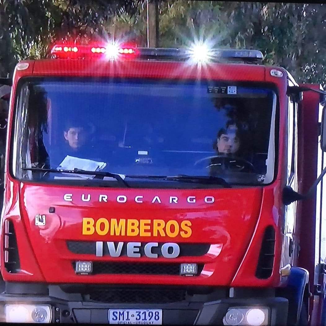 Pérdidas totales en galpón tras incendio TDN uy Es tiempo de