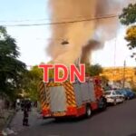 Varias dotaciones de Bomberos trabajan en incendio en barrio Lazareto